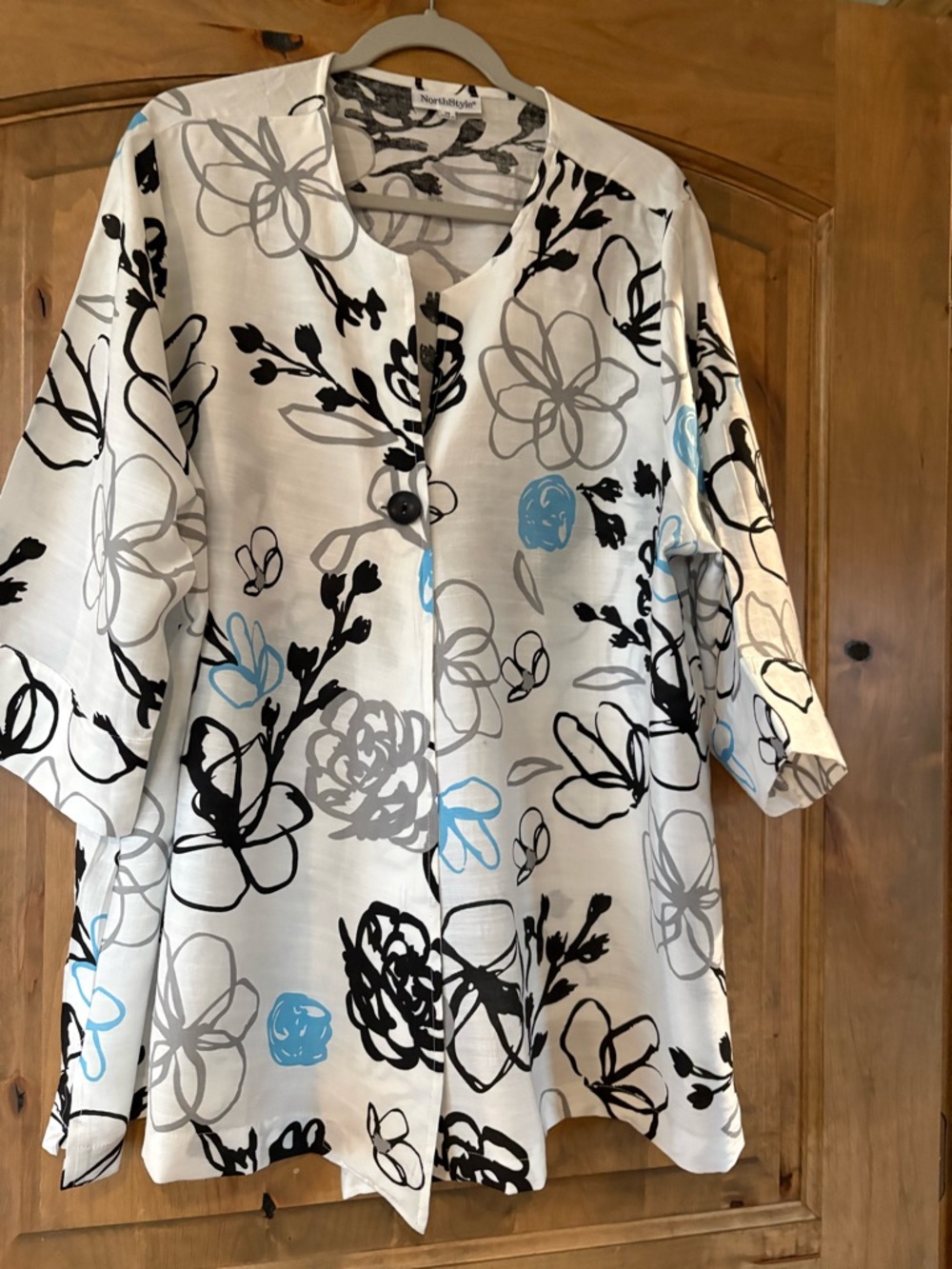 NorthStyle White Floral Button-Front Tunic with Black and Light Blue Accents